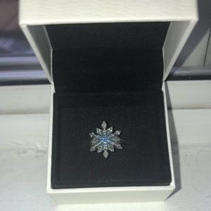 Pandora Snowflake ring